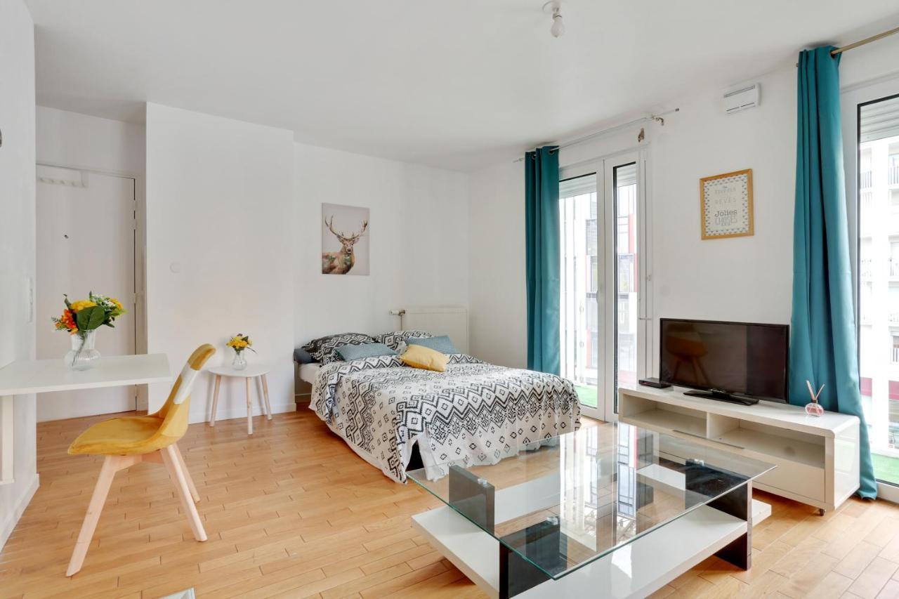 Chic Apart With Parking Near Paris نانتير المظهر الخارجي الصورة